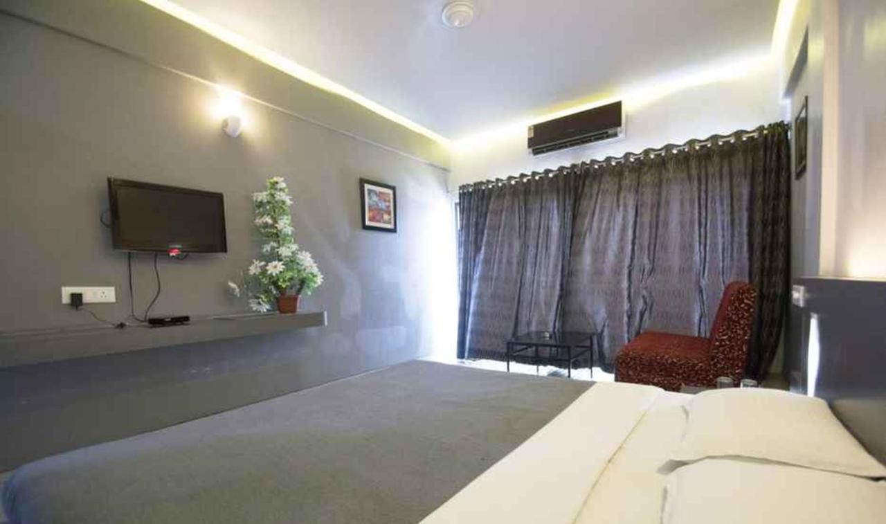 Hotel Royal Palace Aurangabad  Exterior photo